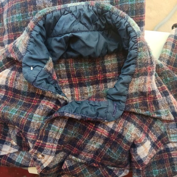 Small Vintage Plaid WoolFlannel Shirt Quilted Collar Lining 1970's Lumberjack - Picture 6 of 6